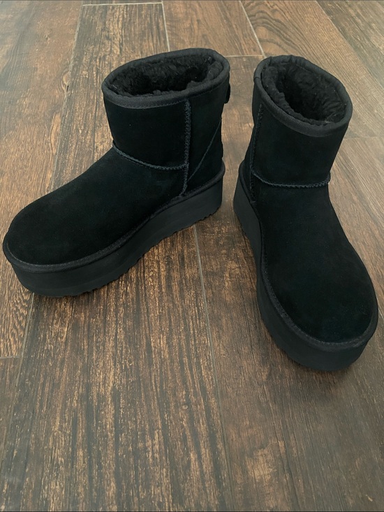 UGG Shoes - UGG Black Suede Platform Mini Shearling Winter Boots, size 9